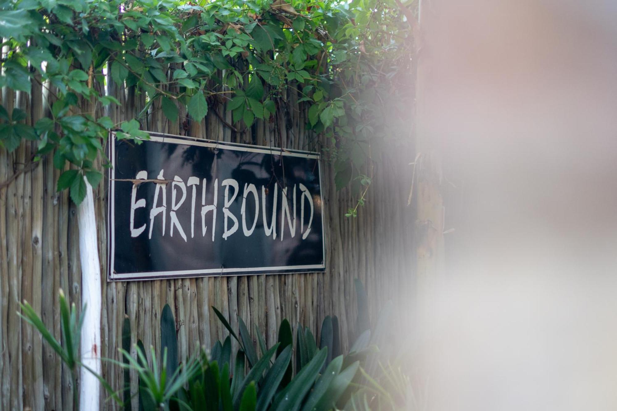 Earthbound Guest House Oudtshoorn Dış mekan fotoğraf